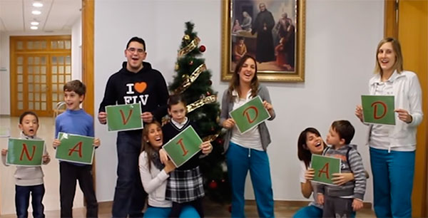 Usuarios, familias y profesionales de la UDC de Valencia os desean Feliz Navidad