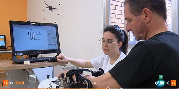 Rehabilitacion-mano-tras-un-ictus