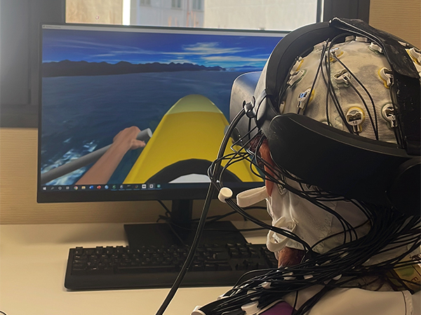 Estimulación magnética transcraneal repetitiva más realidad virtual en la rehabilitación del ictus
