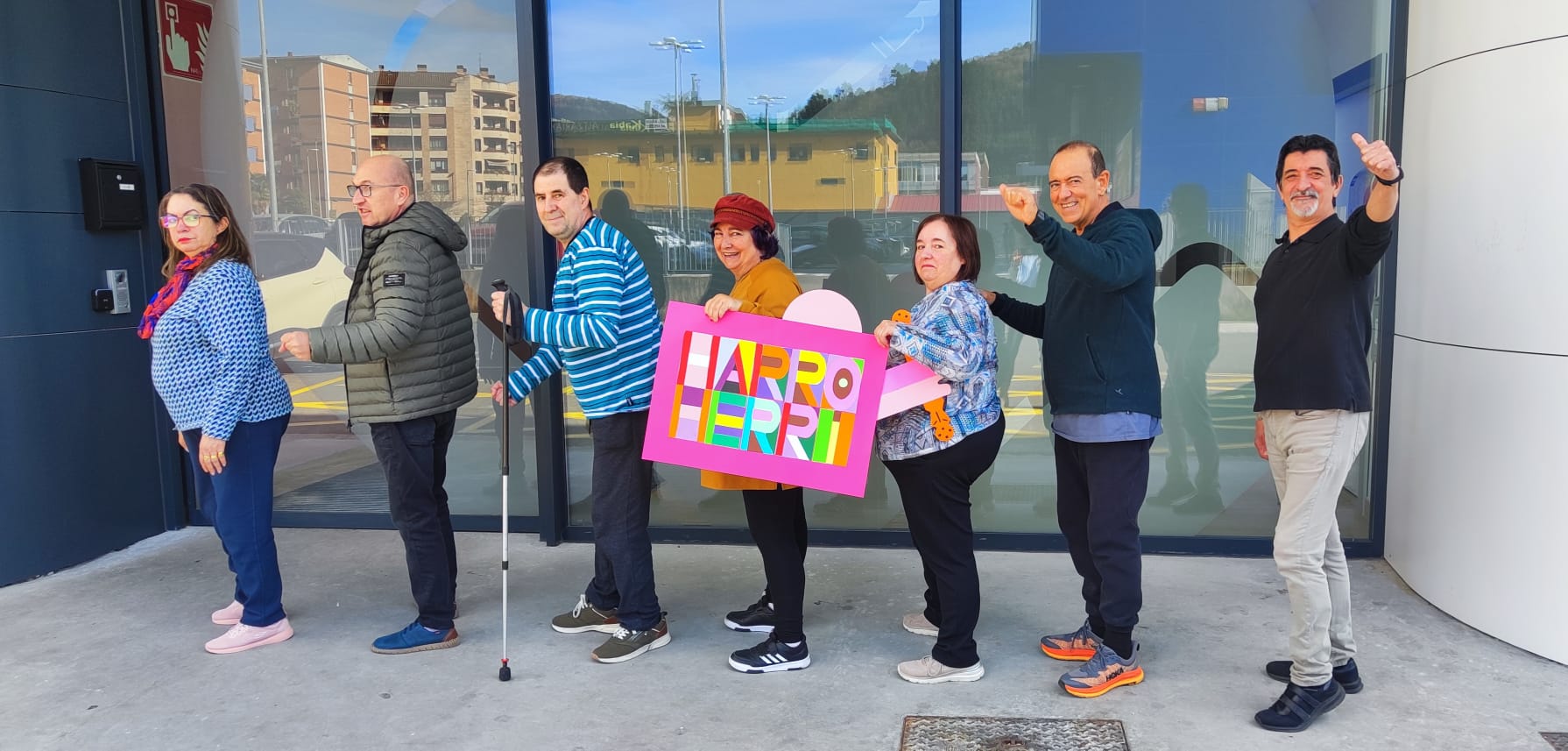 El Centro de Dia de DCA de Arraste recibe la Korrika